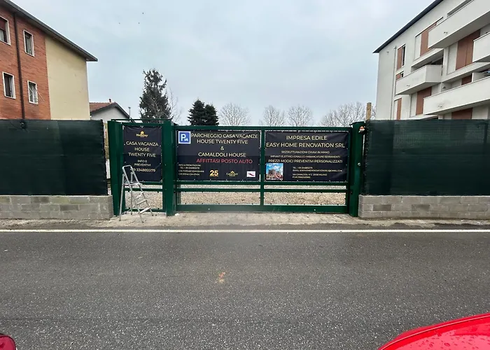 House Twenty - Five アパート ミラノ