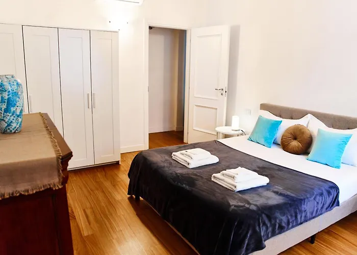 Riverside Loft Navigli - Spacious Two-bedroom * Milano