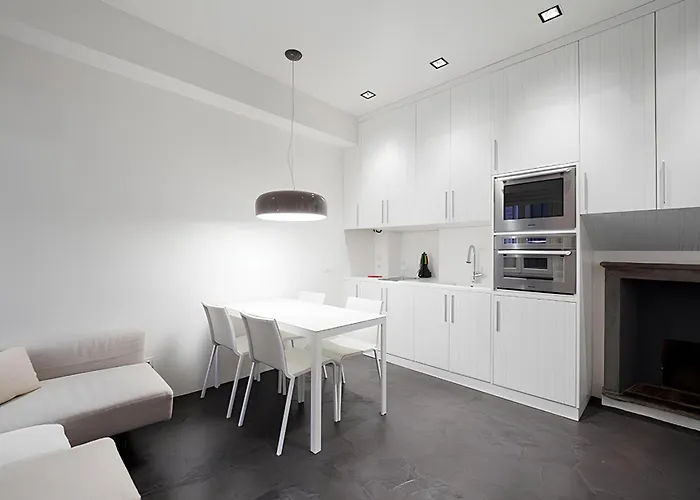 Lux Near Duomo / Mm Tricolore Daire *