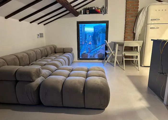 The Savona Design Attic * מילאנו