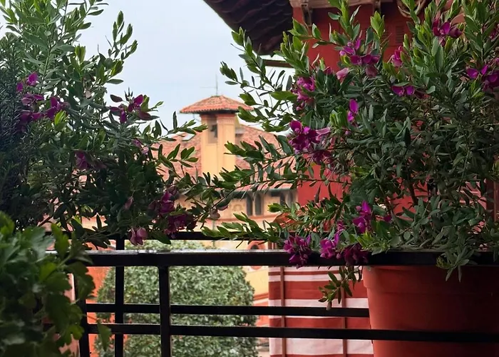 Casa Estia - Mico, Fiera Milano, Citylife, San Siro, Metro 2 Min - Refined Historic Апартаменты Милан