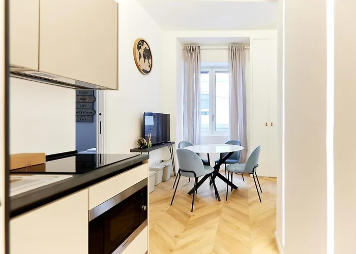 Duomo Imperial Suits - Modern And Comfortable