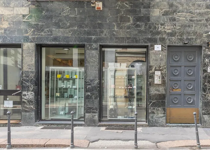 Apartment Via Cerva 7 Milan