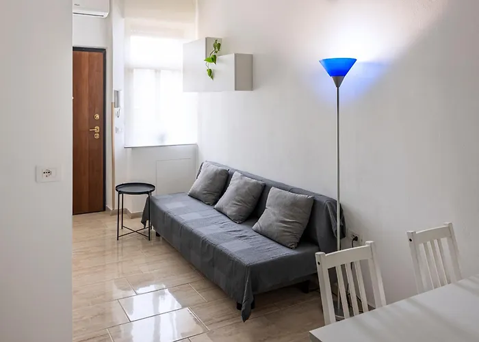 Mimi A Apartmán