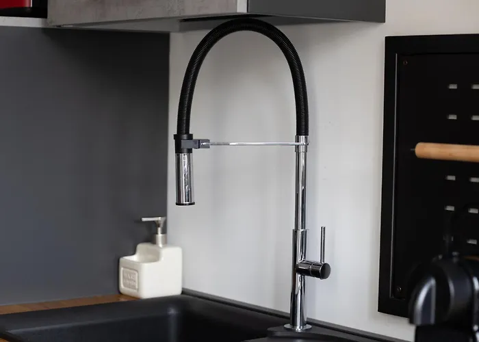 Modern And Comfortable In Cenisio Area Milaan