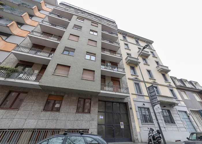 Modern And Comfortable In Cenisio Area