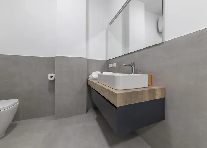 Modern And Comfortable In Cenisio Area Appartement *