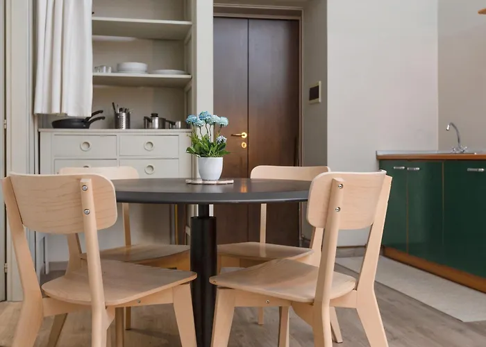 Da Laura - Center - M1 Station Lägenhet *