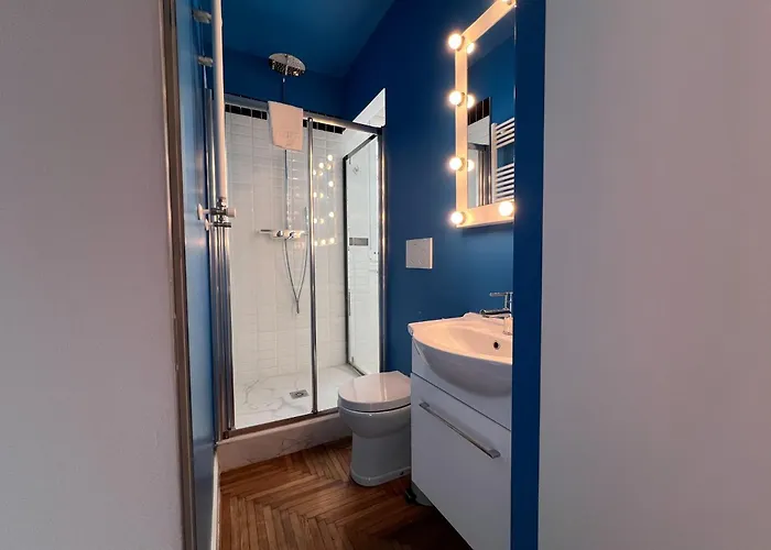 Apartamento Isola Trendy Retreat - Large Flat, *