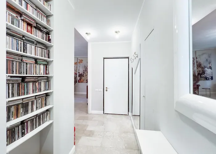 Isola Trendy Retreat - Large Flat, Apartamento Milão