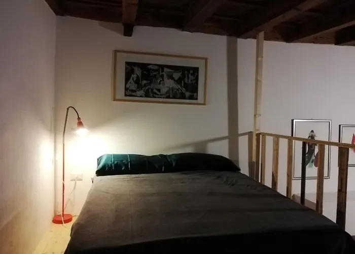 Apartment Cozy In A Secret Corner Of