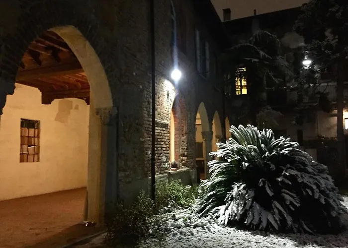 Apartment Cozy In A Secret Corner Of