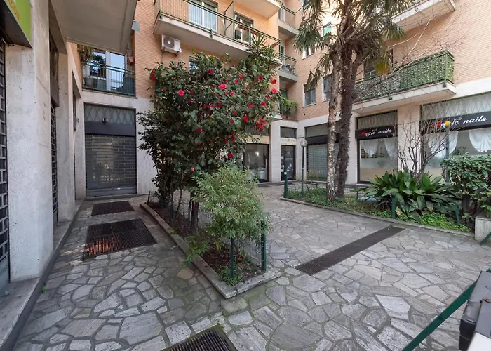 Close To The M3 Metro