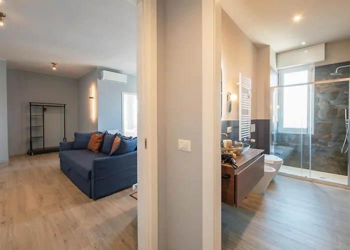 New Two-room A Stone's Throw From The M3 Metro *