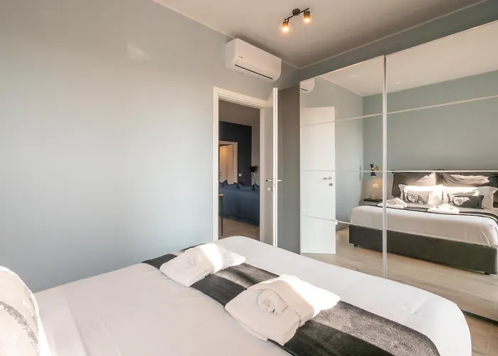 Apartmán New Two-room A Stone's Throw From The M3 Metro Milán