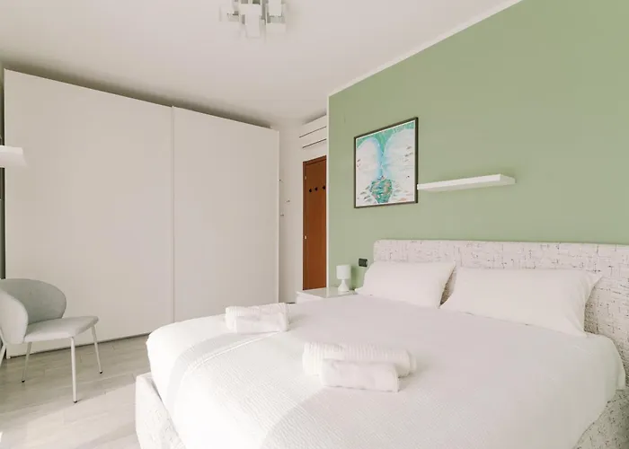 Precotto - Rucellai - Bilocale Con Ampio Balcone 公寓 *