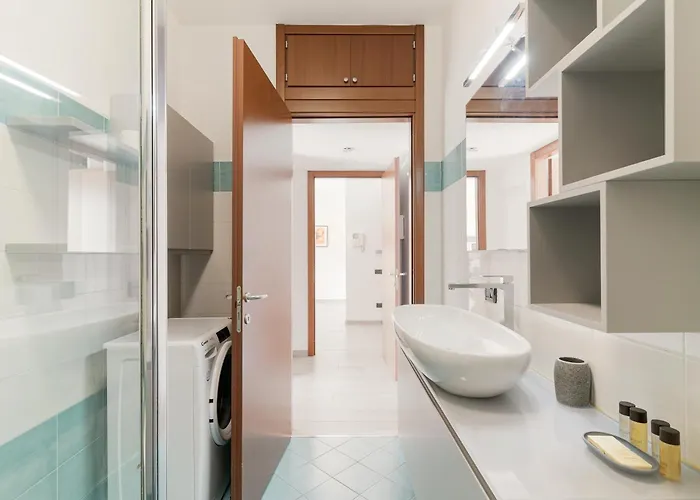 Precotto - Rucellai - Bilocale Con Ampio Balcone 公寓 *