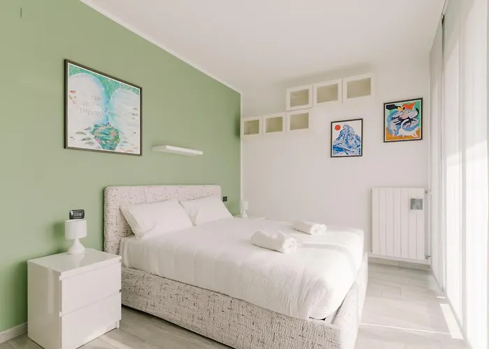 Precotto - Rucellai - Bilocale Con Ampio Balcone