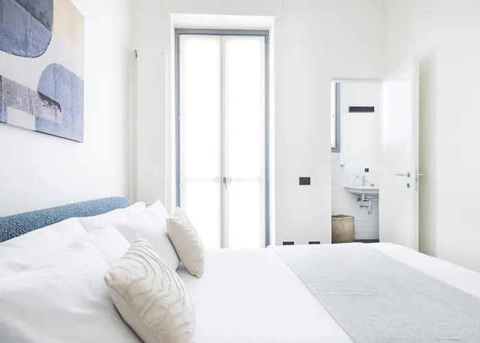 Easylife - - Commenda 31 - Porta Romana * Milán