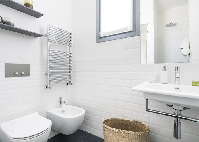 Easylife - - Commenda 31 - Porta Romana * Milán