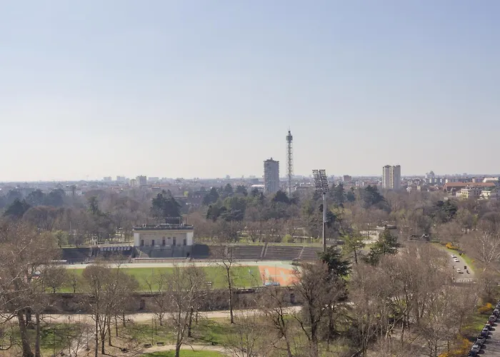 아파트 Skyline View Biancamano 1 Bdr With Balcony By Rentopolis