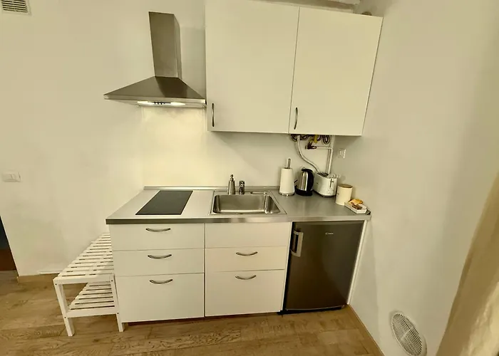 La Milanese - Piazza 5 Giornate * Milán