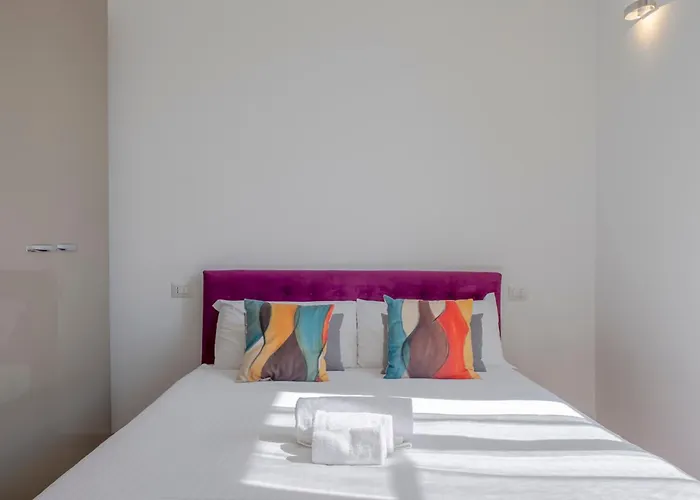 Navigli - Porta Genova * Milan