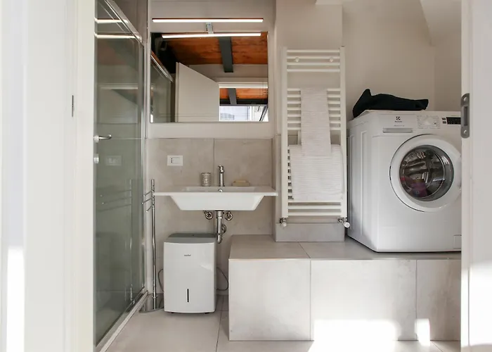 Beautiful Loft Near Navigli Apartament