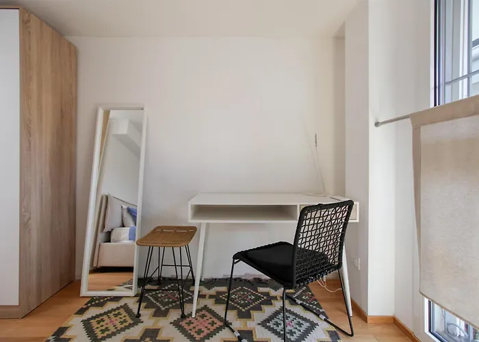 Beautiful Loft Near Navigli Mediolan