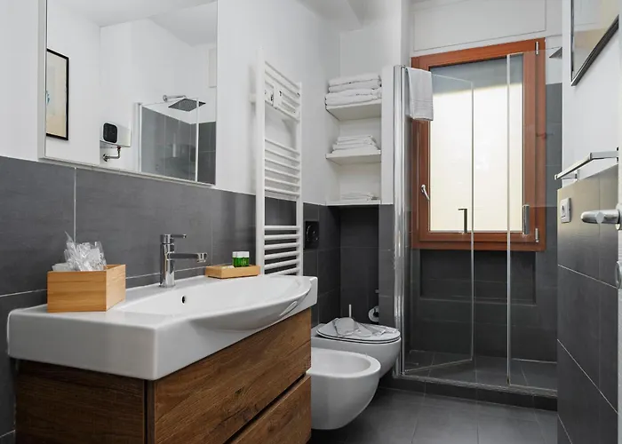 Διαμέρισμα New - Roncaglia - M4 Bolivr - Sforza Castel *