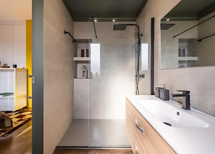 Station - Exclusive 2 Bedrooms מילאנו