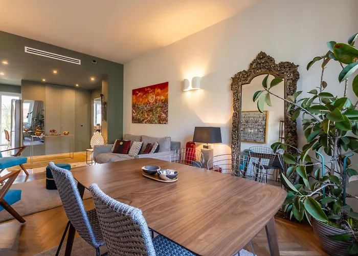 Station - Exclusive 2 Bedrooms * Milán