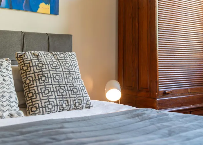 Station - Exclusive 2 Bedrooms Apartmán *