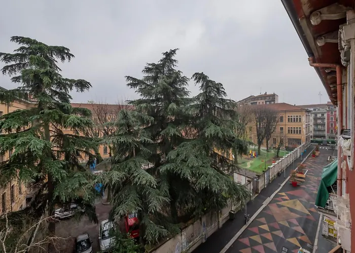 Design - Bernardino De Conti 6 * Mailand