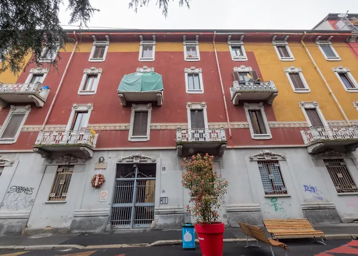 Design - Bernardino De Conti 6