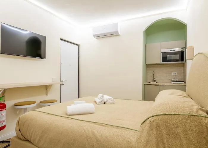 Petite - Design & Comfort * מילאנו