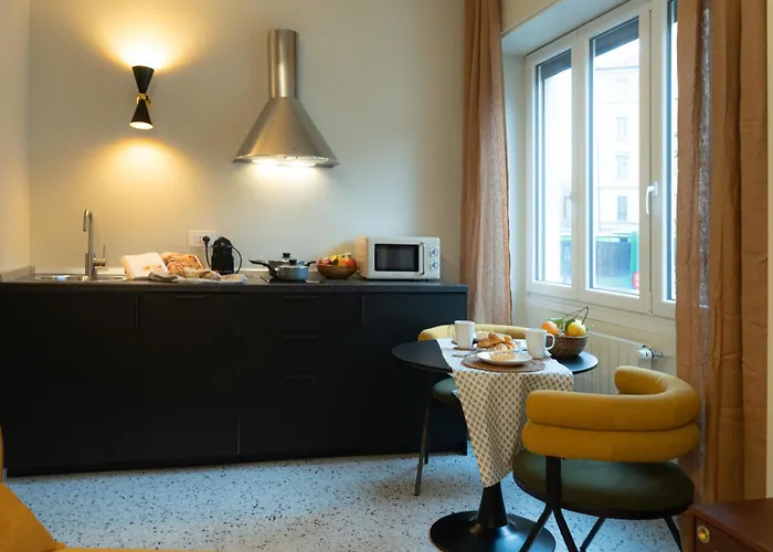 Vassily Deluxe - Metro M1 - Rembrandt 45 Lejlighed Milano