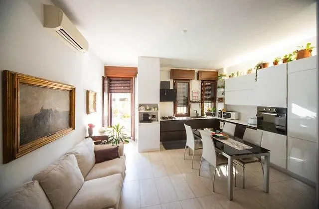 La Grande Terrazza Milan-navigli-tortona דירה *