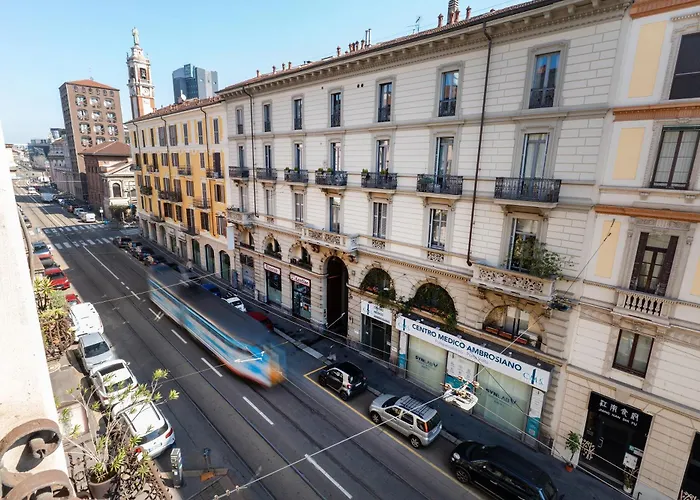 Moscova Luxe - Elegant With 2 Bathrooms