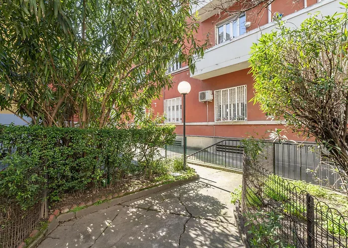 Maciachini Apartament *