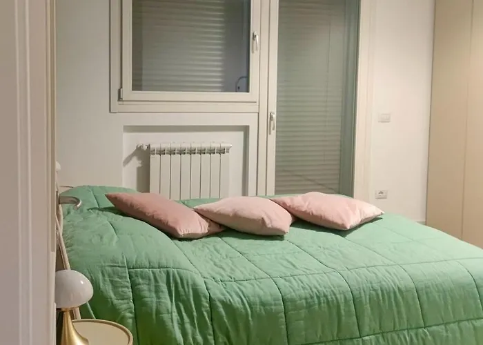 Moderno Bilocale Con Ampio Balcone