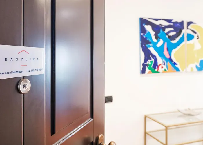 Easylife - - Crist0foris 5 - Porta Garibaldi *