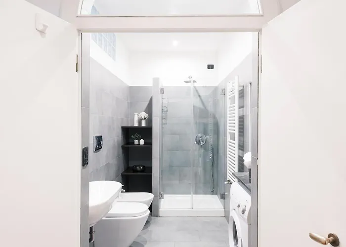 Easylife - - Crist0foris 5 - Porta Garibaldi דירה *