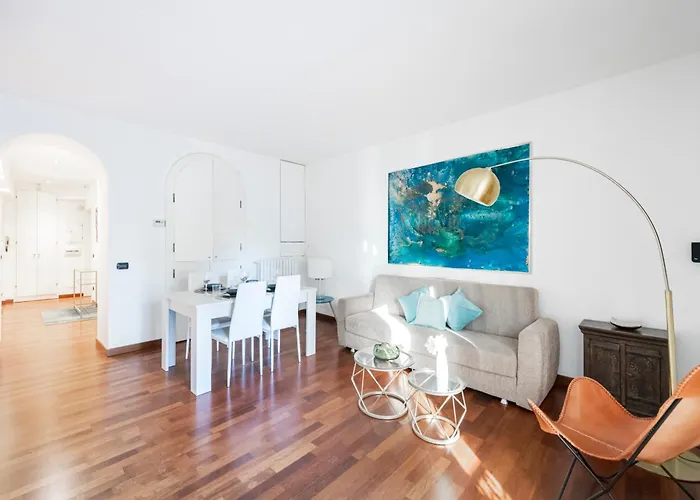 Easylife - - Crist0foris 5 - Porta Garibaldi *