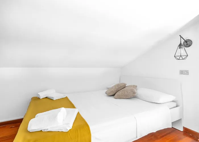 Luxurious Duomo A/c-wi-fi Free * Mediolan