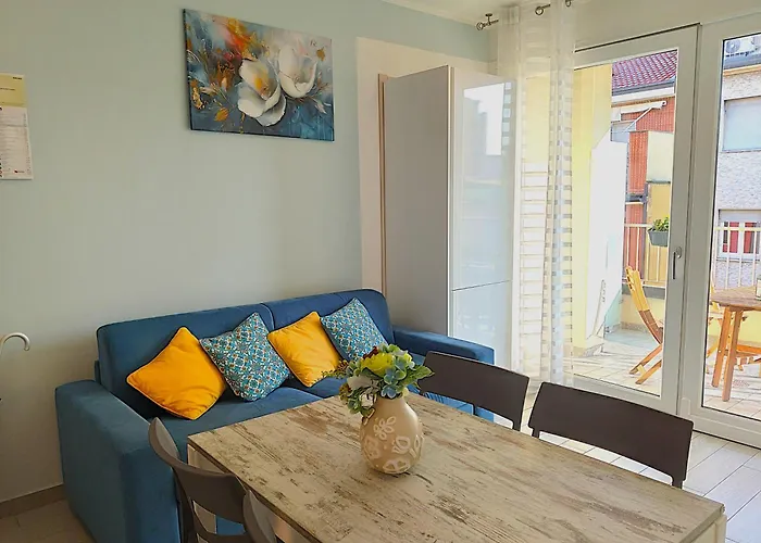 Matthias - - Modern And Cozy Flat, Close To The Metro - 15 Min From Station, Close To San Raffaele *