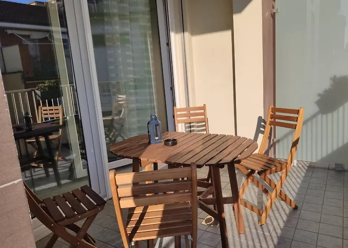 Matthias - - Modern And Cozy Flat, Close To The Metro - 15 Min From Station, Close To San Raffaele Apartmán *