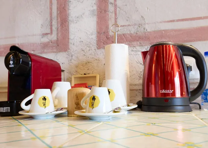 Emme Loft I Red Moon - Chic Design Loft Apartment *