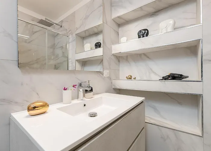 Ethnic-chic, A Due Passi Dal Duomo!