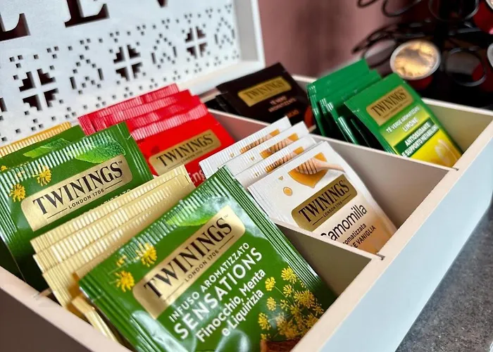 Historic Center Flat- Duomo 10m-m4 Vetra Apartment *